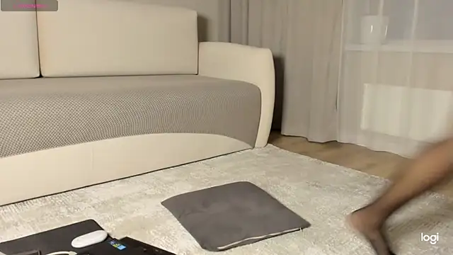 AmelinaLove online show from 17, 12, 2025