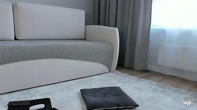 AmelinaLove online show from 10, 4, 2026