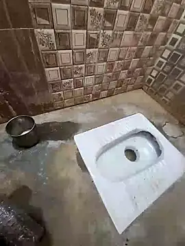 Snapshot of Shoni__ chatting on 8, 3, 2025 Shoni online show from 8, 3, 2025