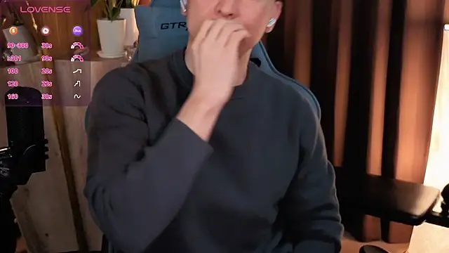 HARU-outdoor-x online show from 3, 3, 2025