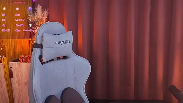 HARU-outdoor-x online show from 25, 2, 2026