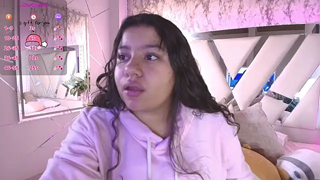 Snapshot of Miaa_Smiith1 chatting on 13, 12, 2024 Miaa Smiith1 online show from 13, 12, 2024