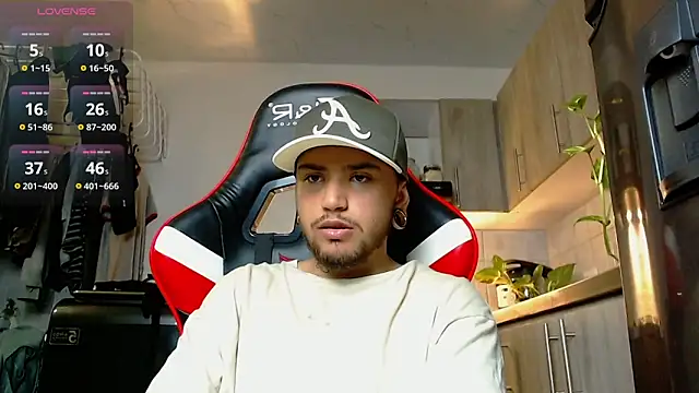 Snapshot of ftmphilip_ chatting on 20, 11, 2025 ftmphilip online show from 20, 11, 2025