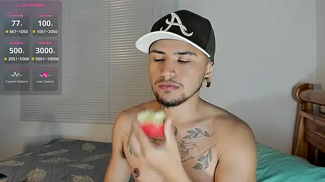 Snapshot of ftmphilip_ chatting on 23, 11, 2025 ftmphilip online show from 23, 11, 2025