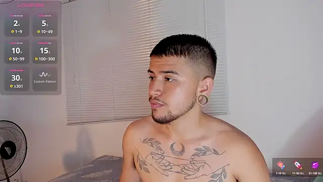 Snapshot of ftmphilip_ chatting on 24, 11, 2025 ftmphilip online show from 24, 11, 2025