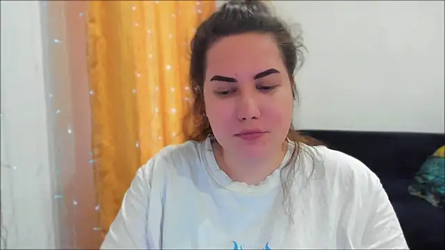  madalexa  online show from 22, 4, 2026