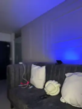 GabriellaFerrer online show from 25, 10, 2025