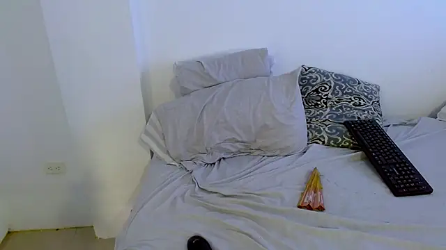 Snapshot of samanta_r_ chatting on 10, 2, 2025 samanta r online show from 10, 2, 2025