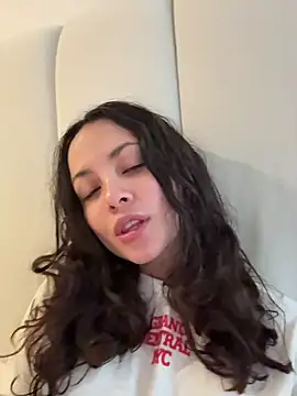 Megan Rodrigo online show from 2, 7, 2026