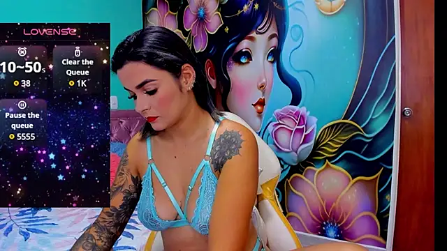 Snapshot of mia_bigtits17 chatting on 17, 12, 2024 mia bigtits17 online show from 17, 12, 2024