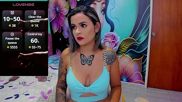 Snapshot of mia_bigtits17 chatting on 9, 3, 2025 mia bigtits17 online show from 9, 3, 2025