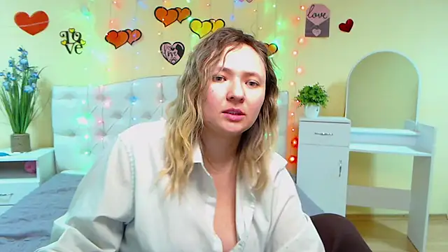 SallyVerda online show from 28, 2, 2025