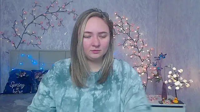 Snapshot of SallyVerda chatting on 25, 4, 2026 SallyVerda online show from 25, 4, 2026