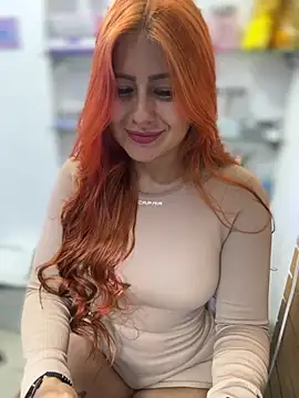 Snapshot of Amber_Martins_ chatting on 5, 11, 2025 Amber Martins online show from 5, 11, 2025