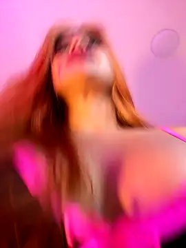 Snapshot of Amber_Martins_ chatting on 2, 12, 2025 Amber Martins online show from 2, 12, 2025