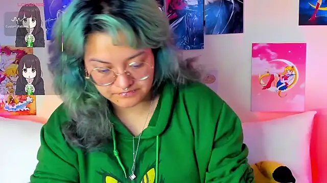 Snapshot of lucky-leah chatting on 5, 2, 2025 lucky-leah online show from 5, 2, 2025