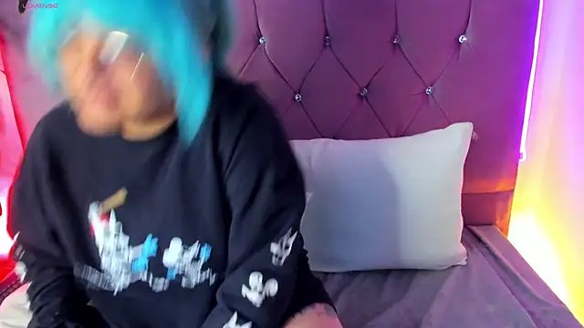 Snapshot of lucky-leah chatting on 19, 2, 2025 lucky-leah online show from 19, 2, 2025