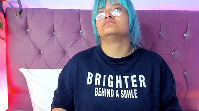 Snapshot of lucky-leah chatting on 21, 2, 2025 lucky-leah online show from 21, 2, 2025