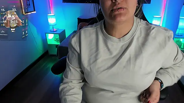 Snapshot of lucky-leah chatting on 26, 11, 2025 lucky-leah online show from 26, 11, 2025