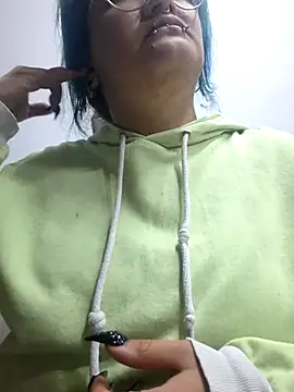 lucky-leah online show from 18, 4, 2026