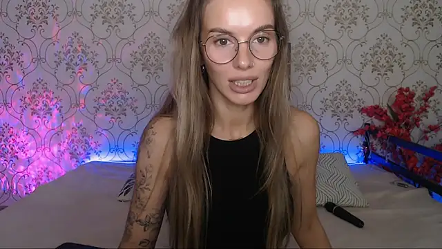 JulDoll online show from 19, 9, 2025