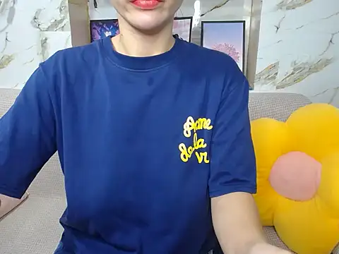 Love bug15 online show from 3, 10, 2025