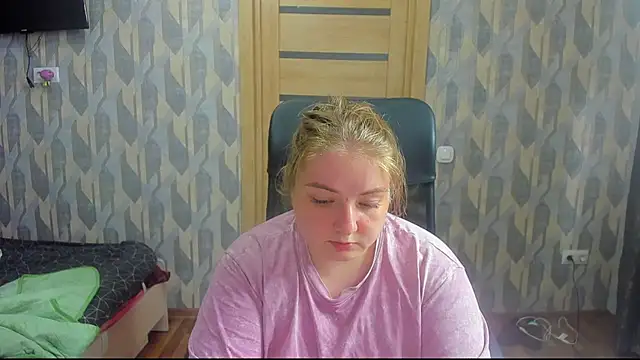 Snapshot of valery1610 chatting on 12, 7, 2026 valery1610 online show from 12, 7, 2026