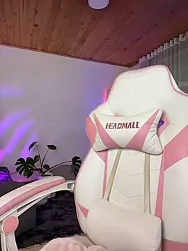 Snapshot of Violetta_kim1 chatting on 17, 1, 2026 Violetta kim1 online show from 17, 1, 2026