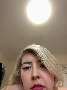 Snapshot of xxcurvyjessiexx chatting on 6, 2, 2026 xxcurvyjessiexx online show from 6, 2, 2026