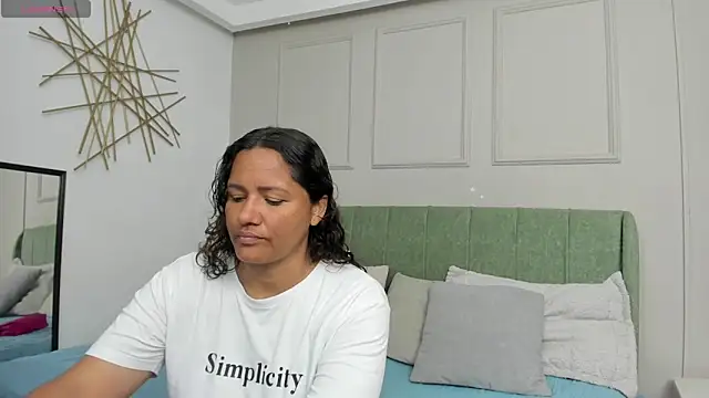 Snapshot of Sussanewolf chatting on 10, 11, 2025 Sussanewolf online show from 10, 11, 2025