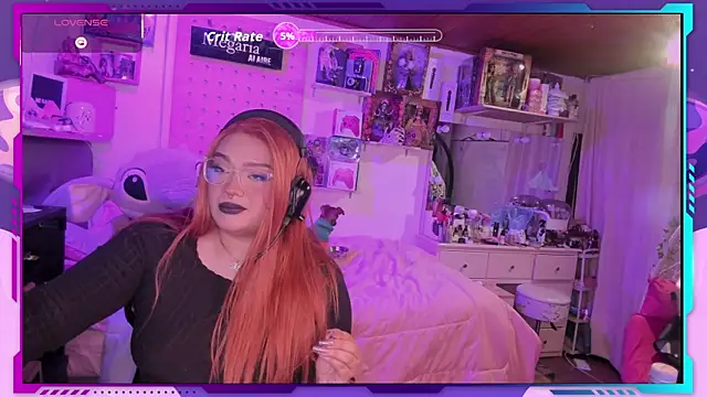 Snapshot of MegariaB chatting on 8, 11, 2025 MegariaB online show from 8, 11, 2025