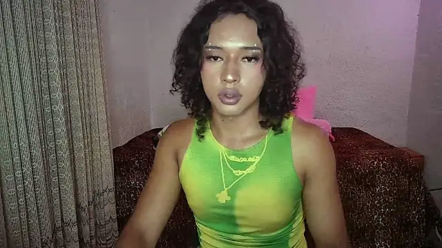 Snapshot of angelsdustxxx chatting on 17, 4, 2026 angelsdustxxx online show from 17, 4, 2026
