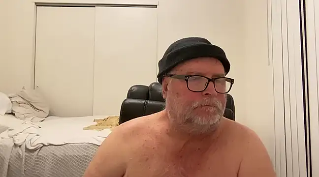 Snapshot of Drummajor chatting on 4, 12, 2024 Drummajor online show from 4, 12, 2024