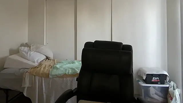 Snapshot of Drummajor chatting on 16, 12, 2024 Drummajor online show from 16, 12, 2024