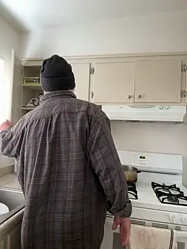 Snapshot of Drummajor chatting on 14, 1, 2025 Drummajor online show from 14, 1, 2025