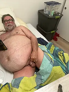 Snapshot of Drummajor chatting on 25, 2, 2025 Drummajor online show from 25, 2, 2025