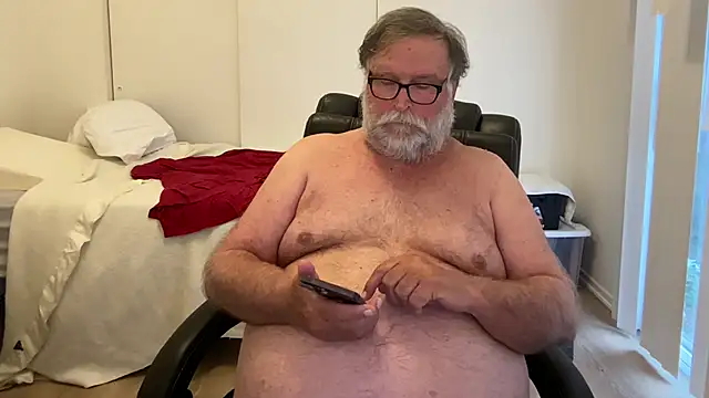 Snapshot of Drummajor chatting on 6, 3, 2025 Drummajor online show from 6, 3, 2025