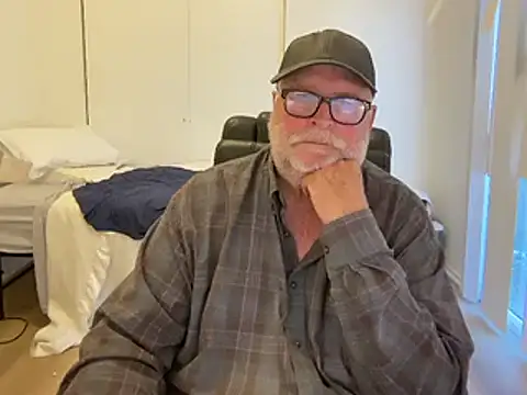 Snapshot of Drummajor chatting on 15, 3, 2025 Drummajor online show from 15, 3, 2025