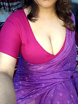 Snapshot of Dayna-36 chatting on 9, 9, 2025 Dayna-36 online show from 9, 9, 2025