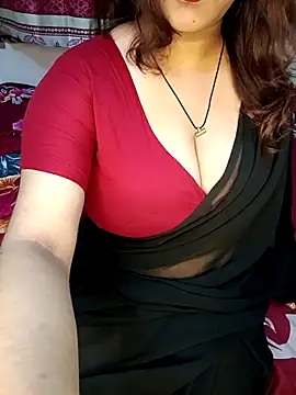 Snapshot of Dayna-36 chatting on 7, 11, 2025 Dayna-36 online show from 7, 11, 2025