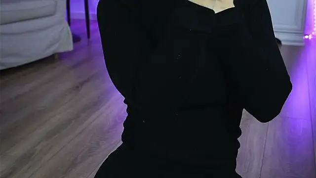 ivyleague  online show from 8, 2, 2026