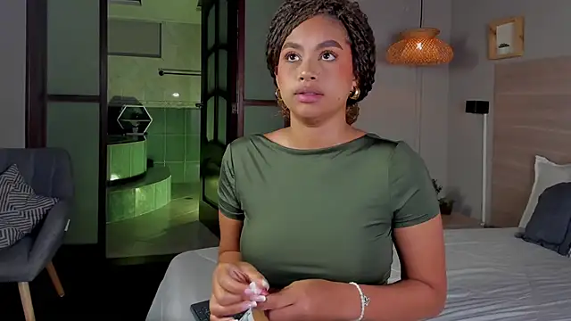 nayah   online show from 4, 11, 2025