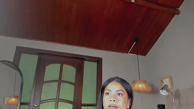 nayah   online show from 17, 12, 2025