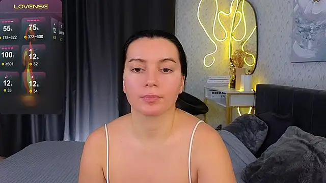 Snapshot of YourSweetDream_ chatting on 2, 3, 2025 YourSweetDream online show from 2, 3, 2025