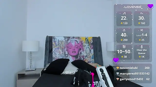 Snapshot of AmberAdams_ chatting on 14, 12, 2024 AmberAdams online show from 14, 12, 2024