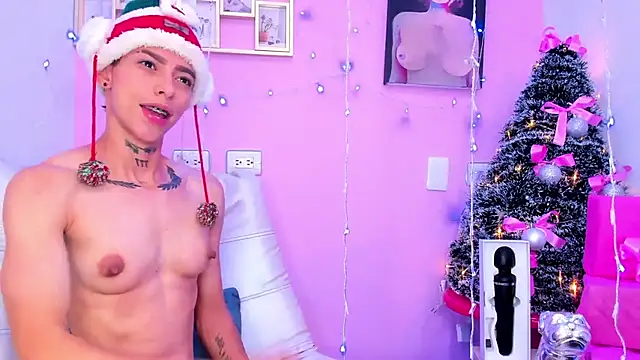 Snapshot of AmberAdams_ chatting on 25, 12, 2024 AmberAdams online show from 25, 12, 2024