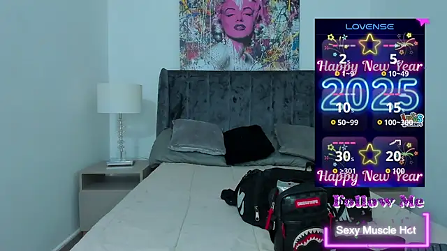 Snapshot of AmberAdams_ chatting on 8, 1, 2025 AmberAdams online show from 8, 1, 2025