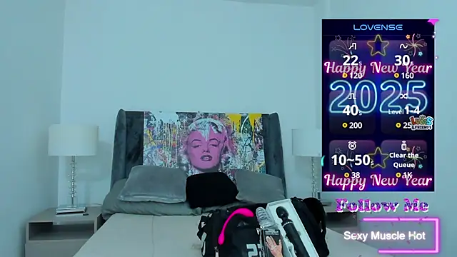 Snapshot of AmberAdams_ chatting on 8, 1, 2025 AmberAdams online show from 8, 1, 2025