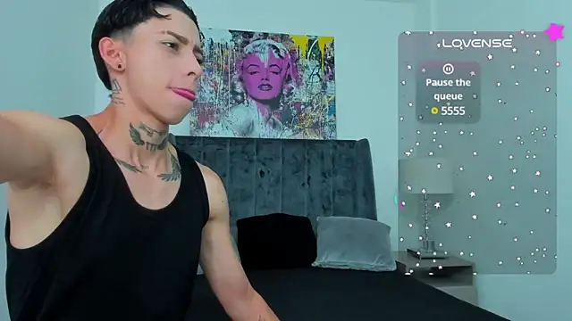 Snapshot of AmberAdams_ chatting on 31, 1, 2025 AmberAdams online show from 31, 1, 2025