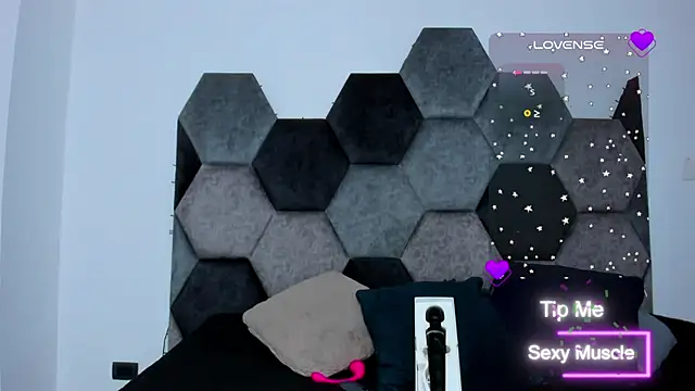 Snapshot of AmberAdams_ chatting on 8, 3, 2025 AmberAdams online show from 8, 3, 2025